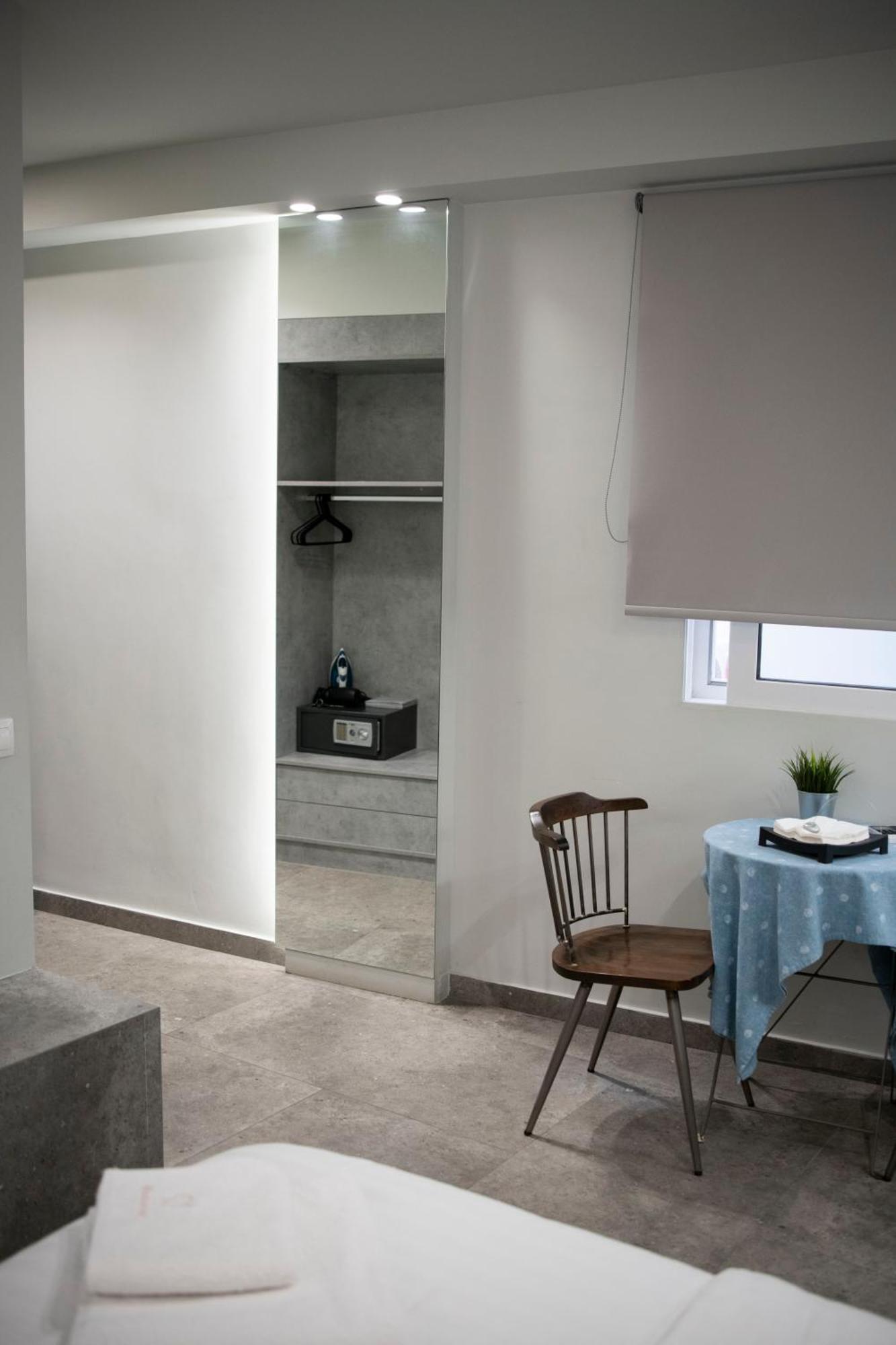 Rooster Suites Athen Eksteriør billede