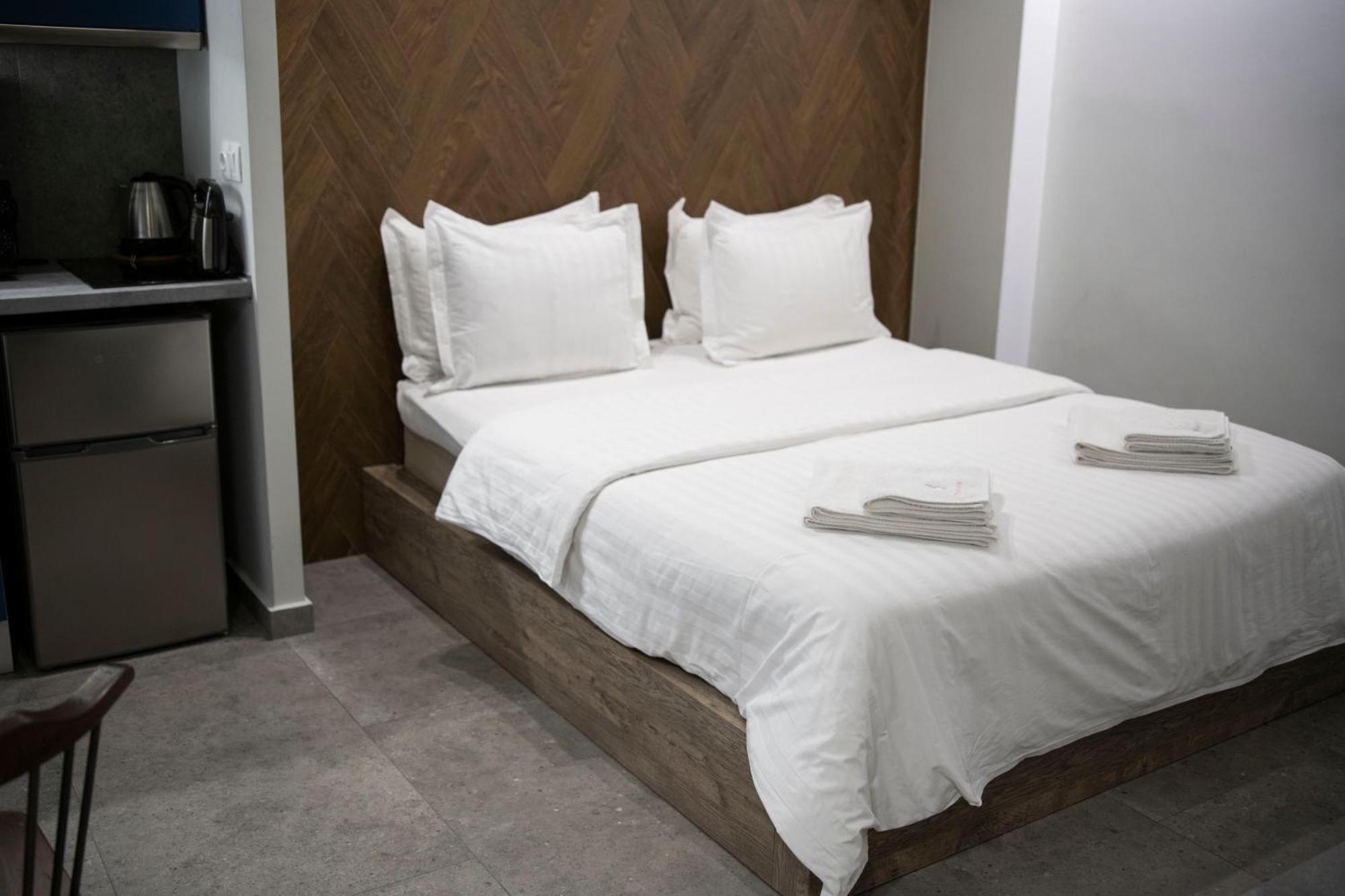 Rooster Suites Athen Eksteriør billede